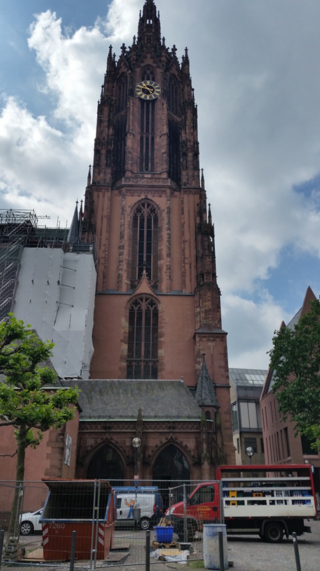 The Dom, St Bartholomew's, old town Frankfurt